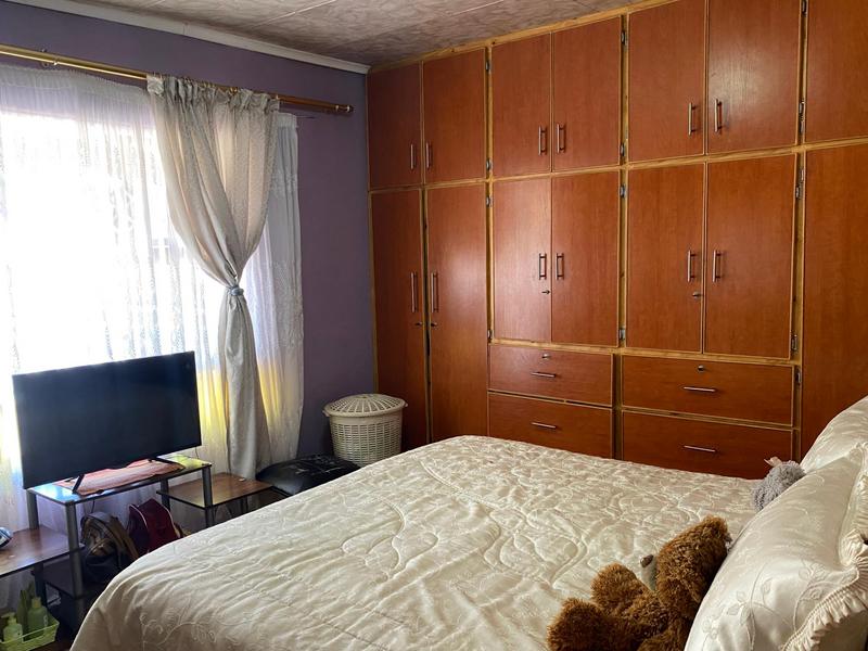 4 Bedroom Property for Sale in Ezibeleni Eastern Cape
